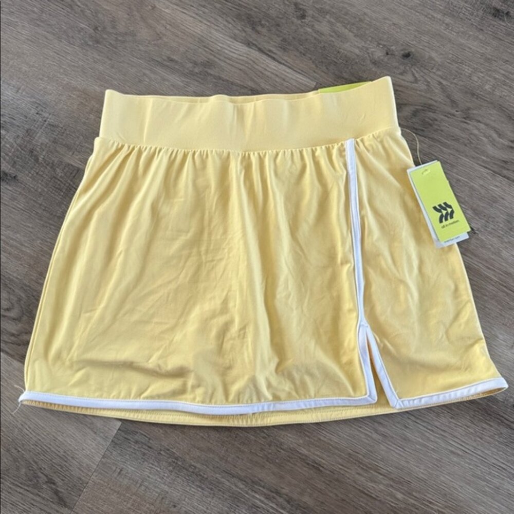 All in Motion Soft Yellow Skort size S and M